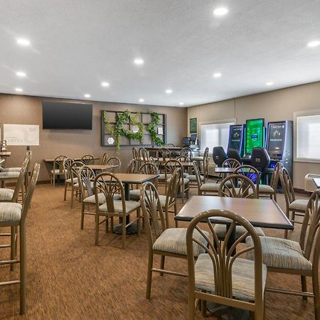 Everspring Suites Бисмарк Экстерьер фото